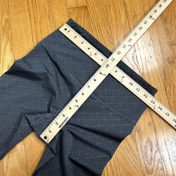 Glyder Gray Printed Spanish Tile Leggings Cropped Capri High Waisted S Small - Picture 9 of 9
